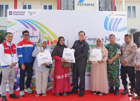 Pertamina Patra Niaga Gelar Pasar Murah di Lhokseumawe, 1.000 Paket Sembako Disalurkan untuk Warga