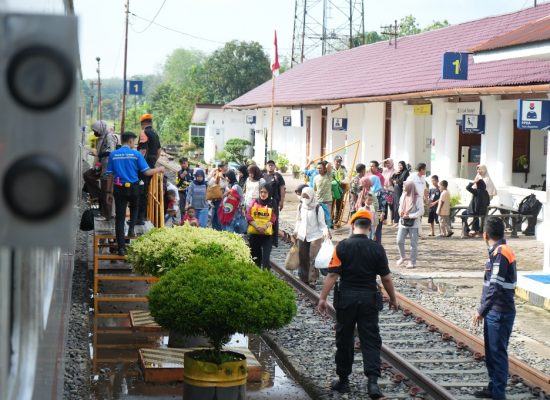 KAI Sumut Layani 221 Ribu Penumpang Sepanjang April 2026, Perkuat Konektivitas dan Ketepatan Waktu
