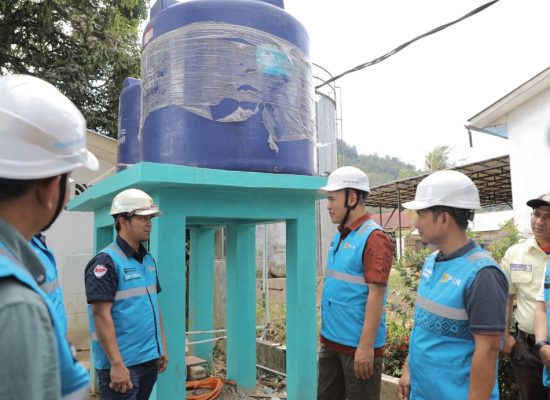 PLN UID Sumut Hadirkan Bantuan Sumur dan Sarana Air Bersih untuk Masjid dan Panti Asuhan di Tapanuli Tengah