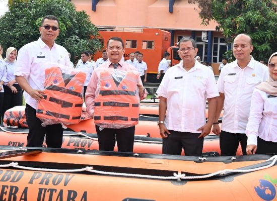 Bank Sumut Serahkan Bantuan Sarana Penanggulangan Bencana Rp4,46 Miliar untuk BPBD Sumut