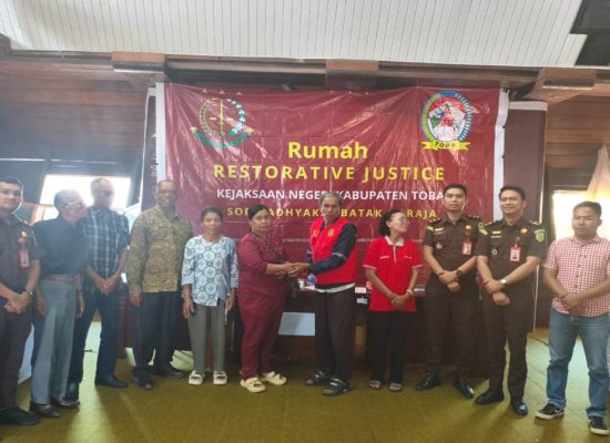 Kajati Sumut Terapkan Restorative Justice pada Kasus Pengancaman di Kabupaten Toba