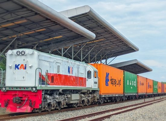 KAI Divre I Sumut Catat Kenaikan Angkutan Petikemas 34 Persen pada April 2026
