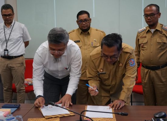 PT Angkasa Pura Aviasi Serahkan Hewan Kurban dan Gelar Edukasi KKOP untuk Masyarakat Ring-1 Kualanamu