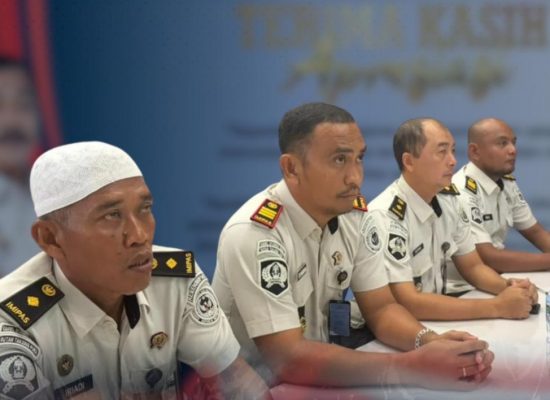 Pegawai Rutan Tanjung Pura Ikuti Rapat Analisis dan Evaluasi Pemasyarakatan Secara Virtual