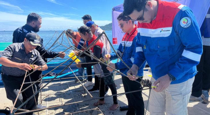 Pertamina Patra Niaga dan Stakeholder Transplantasi Terumbu Karang di Pulau Pasumpahan Peringati Hari Lingkungan Hidup Sedunia