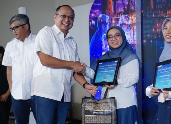 Pelindo Regional 1 Cabang Belawan Raih Best Corporate Branding Award di Forum Humas Regional 1