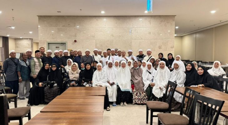 Wali Kota Tanjungbalai Temui Jamaah Haji di Makkah, Pastikan Kondisi Jamaah Sehat dan Evaluasi Pelayanan Haji