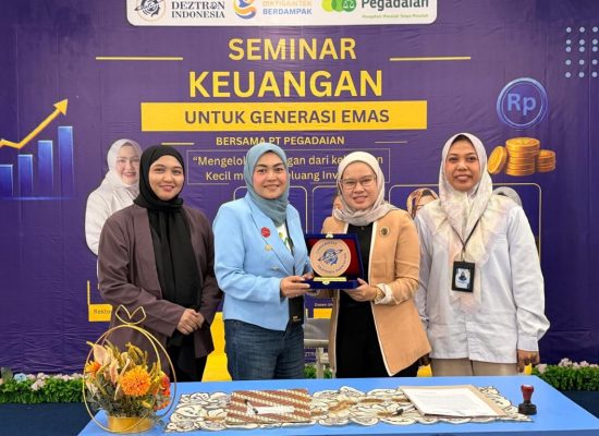 Seminar Keuangan Bersama PT Pegadaian Dorong Gen Z Melek Investasi di Universitas Deztron Indonesia