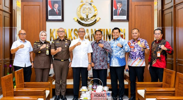 Bupati Serdang Bedagai Audiensi dengan Kajati Sumut, Perkuat Sinergi Penegakan Hukum dan Pembangunan Daerah
