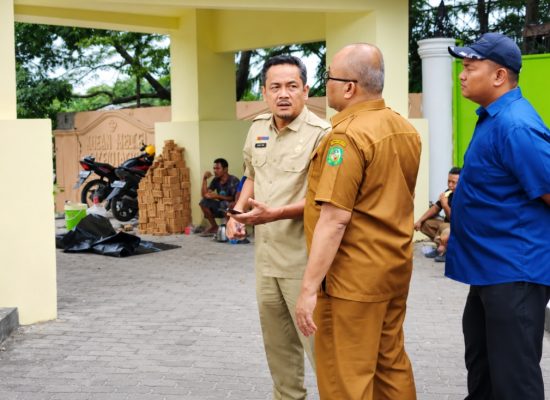 Kepala Dinas PKPCKTR Medan Tinjau Gapura Batas Kota di Pinang Baris, Pastikan Estetika dan Identitas Kota Tetap Terjaga