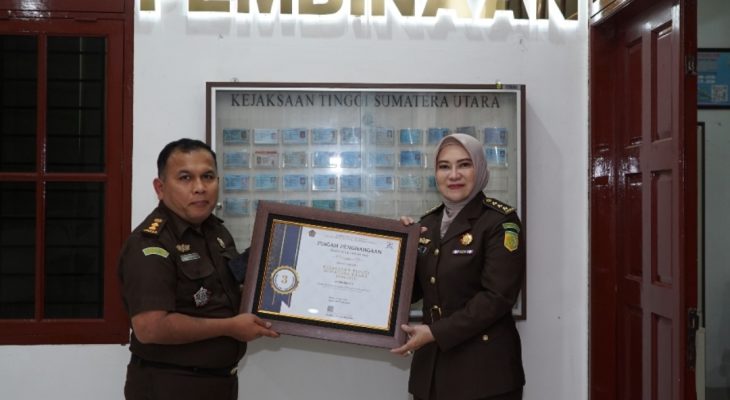 Kejati Sumut Raih Penghargaan Peringkat III Pengelolaan APBN dari KPPN Medan II