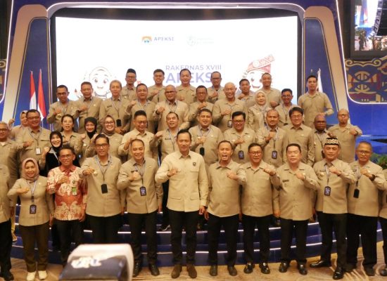 Wali Kota Tanjungbalai Hadiri Penutupan Rakernas APEKSI XVIII di Medan, Dorong Kolaborasi dan Program Terukur Bangun Kota Tangguh