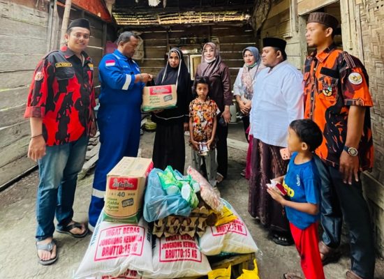 WCP Salurkan Paket Sembako untuk Dhuafa dan Anak Yatim di Lingkungan Cluster IV PGE Aceh Utara