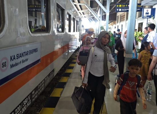 Kesadaran Masyarakat Gunakan Transportasi Aman Meningkat, Penumpang KAI Divre I Sumut Tumbuh 5 Persen pada Semester I 2026