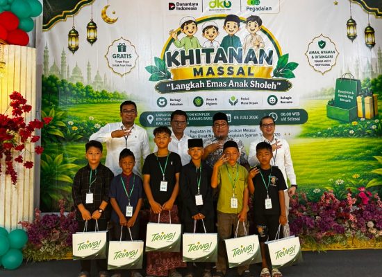 Pegadaian Syariah Gelar Khitanan Massal di Aceh Tamiang, 110 Anak Ikuti Program “Langkah Emas Anak Sholeh”