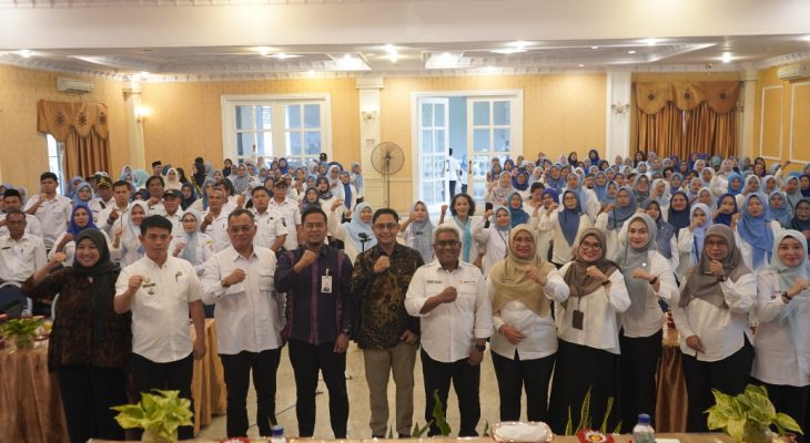 OJK dan BKKBN Perkuat Literasi Keuangan Keluarga di Kampung Keluarga Berkualitas