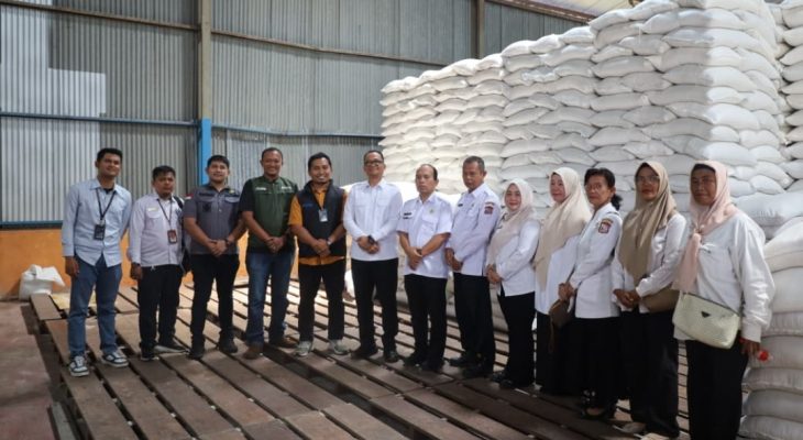 Cek Gudang Bulog Divre Asahan, Wakil Wali Kota Tanjungbalai Pastikan Stok Beras Aman hingga Enam Bulan