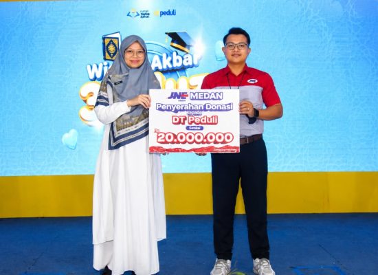 JNE Medan Salurkan Zakat Rp200 Juta kepada 11 Lembaga Sosial, Perkuat Kepedulian dan Pemberdayaan Masyarakat