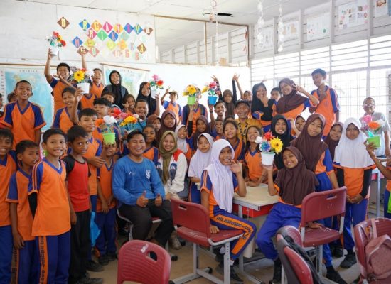 Pertamina Patra Niaga Perkuat Edukasi Lingkungan Lewat Program SEKAR, Cetak Generasi Pesisir Peduli Lingkungan