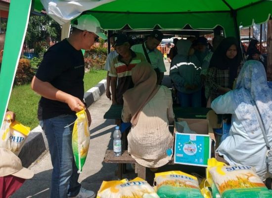 Bulog Sumut Kembali Gelar Penjualan Beras SPHP di Depan Gudang, Permudah Masyarakat Dapatkan Beras Murah