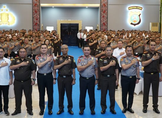 Kajati dan Kapolda Sumatera Utara Teken Pakta Integritas, Perkuat Sinergi Penegakan Hukum Profesional dan Bebas Praktik Transaksional