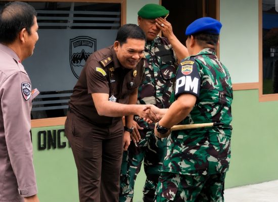 Hadiri Silaturahmi dan Pamit Tugas Dandenpom I/2 Sibolga, Kejari Karo Tegaskan Komitmen Perkuat Sinergitas Antarpenegak Hukum