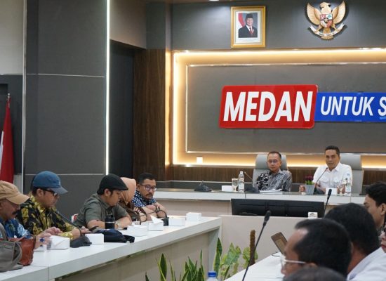 Badan Anggaran DPRD Kota Bandung Kunjungi Bapenda Medan, Dalami Strategi Optimalisasi PAD dan Inovasi QRESTO