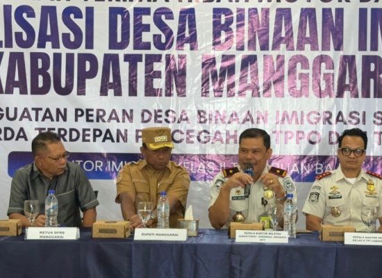 Imigrasi Labuan Bajo Hibahkan Motor Operasional ke Lima Desa di Manggarai, Perkuat Pencegahan TPPO dan TPPM