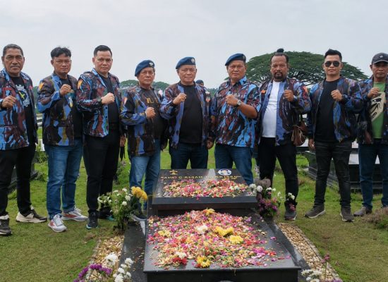 HUT ke-57 IPK, Sartoto Barus Pimpin Ziarah ke Makam Pendiri IPK Olo Panggabean