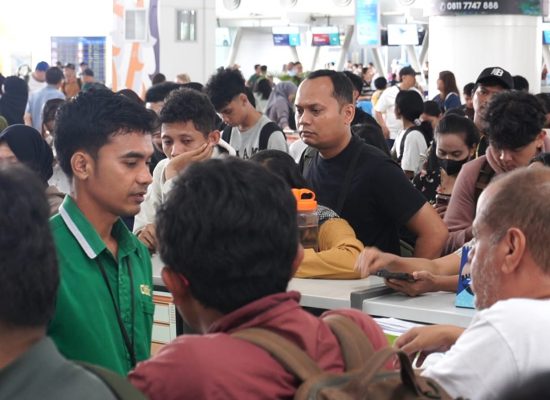 Sejumlah Penerbangan Kualanamu Terdampak Abu Vulkanik Anak Krakatau, 41 Penerbangan Dibatalkan