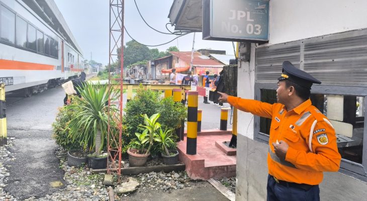 KAI Divre I Sumut Kerahkan 180 Petugas Jaga 101 Perlintasan Sebidang Mulai 1 September