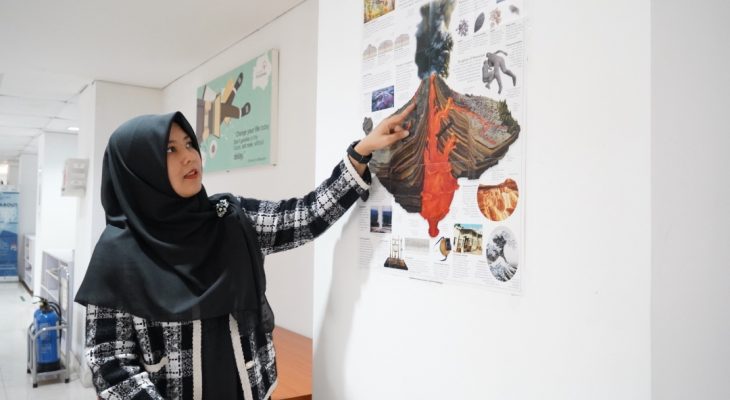 Gunung Anak Krakatau Kembali Erupsi, Pakar Uper Ingatkan Potensi Abu Vulkanik hingga Tsunami