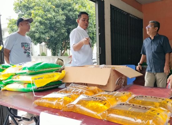 Bulog Sumut Pasok 4 Ton Beras SPHP dan 2.400 Liter Minyakita untuk Gerakan Pangan Murah
