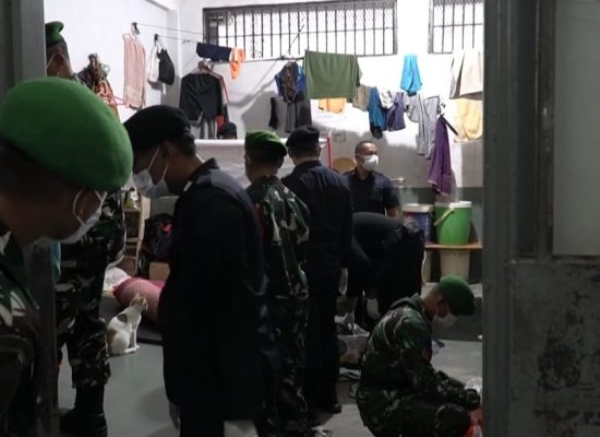 Ratusan Personel Gabungan Sisir Rutan Kelas I Medan, 800 Warga Binaan Dites Urine dan Negatif Narkoba