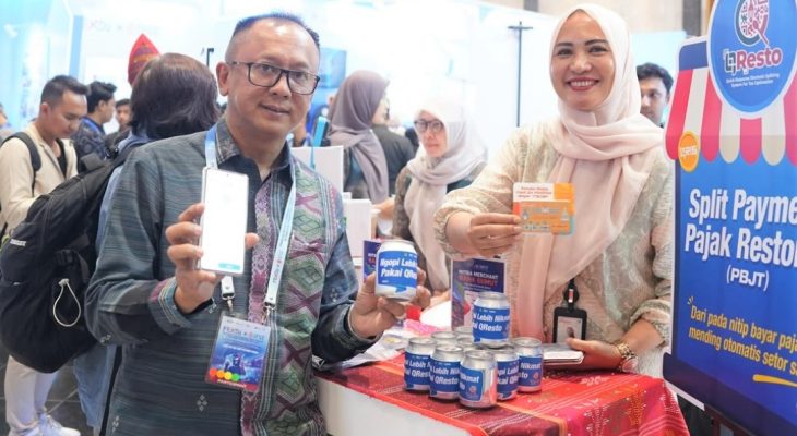 Gubernur BI Destry Damayanti Jajal Langsung QRESTO di Booth Pemkot Medan pada FEKDI 2026