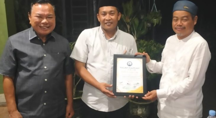 Gotong Royong Warga Hasilkan Ambulance, Pengurus STM Muslimin Serahkan LPJ