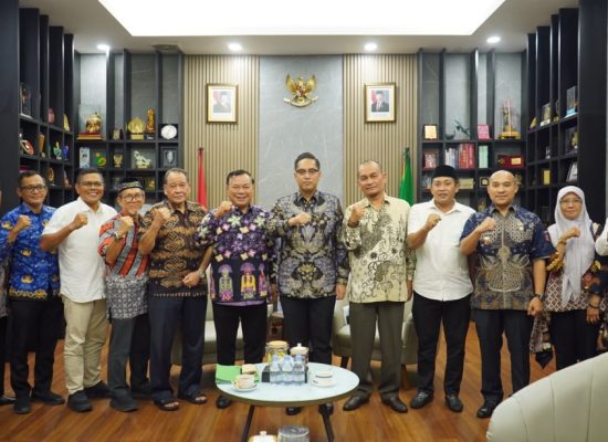 Rico Waas Tawarkan TPU Simalingkar B untuk Atasi Keterbatasan Lahan Makam Warga Suka Maju