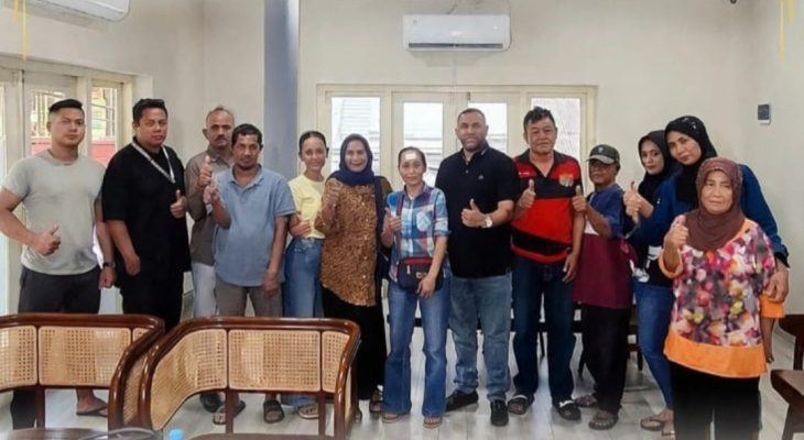 Pedagang Pagaruyung Khawatir Usaha Terdampak Proyek Drainase, Rommy Van Boy Turun Tangan