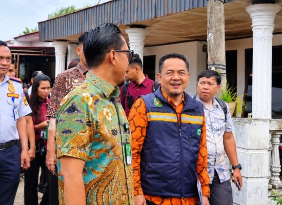Jhon Ester Lase Dampingi Wali Kota Medan Tinjau Progres Jaringan Distribusi Air Bersih