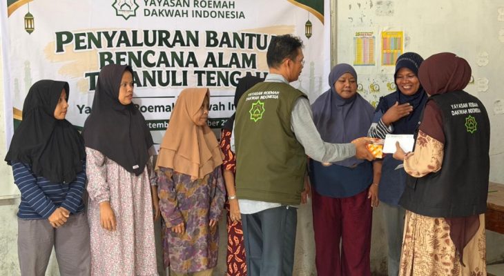 YRDI Salurkan Bantuan kepada 53 Warga Terdampak Bencana di Tapanuli Tengah