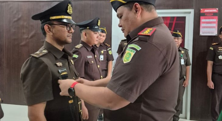 Reza Surya Mardhika Dilantik Jadi Kasi Pemulihan Aset dan Pengelolaan Barang Bukti Kejari Paluta