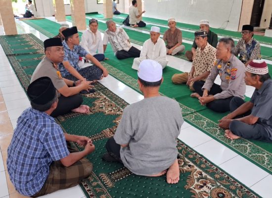Dekat dengan Warga, Polsek Medan Tuntungan Perkuat Pesan Kamtibmas di Masjid Al-Muhajirin