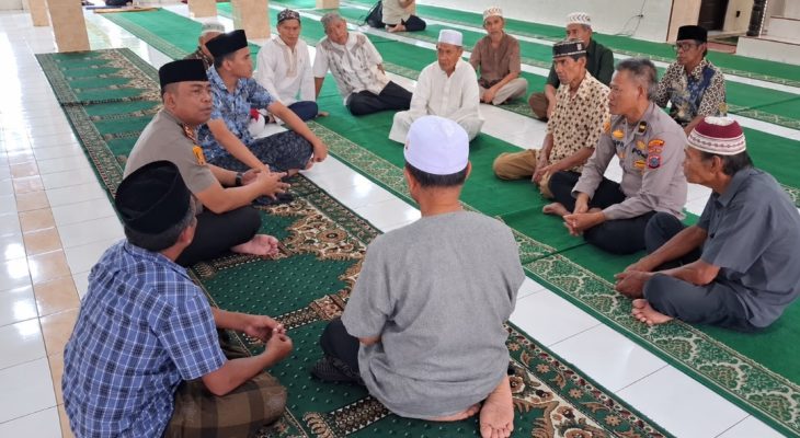 Dekat dengan Warga, Polsek Medan Tuntungan Perkuat Pesan Kamtibmas di Masjid Al-Muhajirin